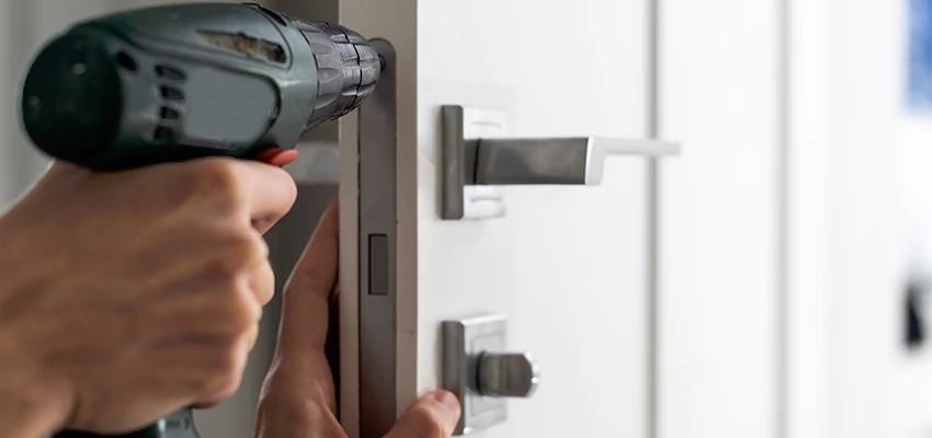 Locksmith For Lock Replacement Near Me in Oceanside, CA