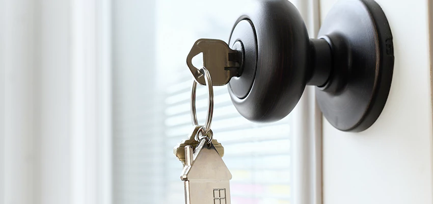 Bifold Door Knob Replacement in Oceanside, California